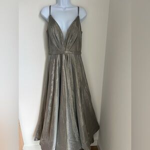 Mac Duggal Silver Ball Gown / Wedding Guest Dress / Prom Dress